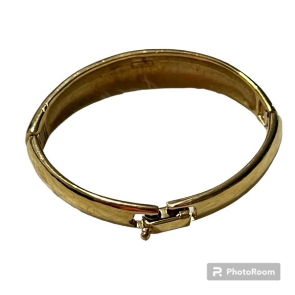 Classic Gold Tone Metal Hinged Closure Bangle Bracelet - Picture 2 of 7